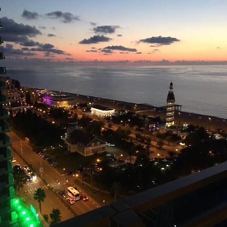 Orbi Citu Apart-Hotel บาทูมิ ภายนอก รูปภาพ
