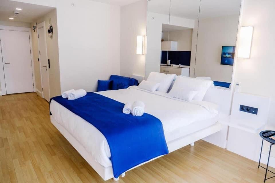 Orbi Citu Apart-Hotel บาทูมิ ภายนอก รูปภาพ