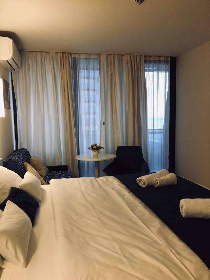 Orbi Citu Apart-Hotel บาทูมิ ภายนอก รูปภาพ